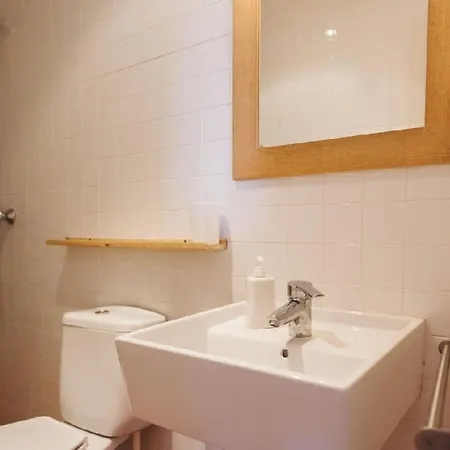 T5 - Cozy Retreat 50m To Garden Escape Apartment *