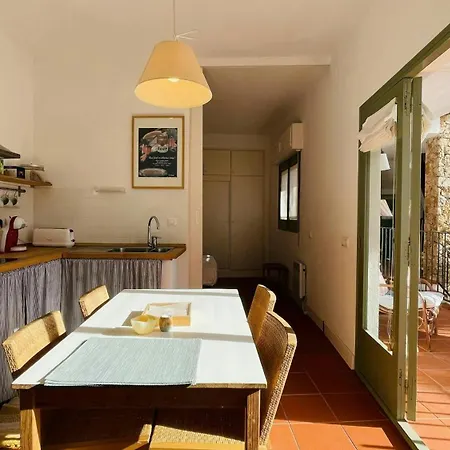 T5 - Cozy Retreat 50m To Garden Escape Apartment *