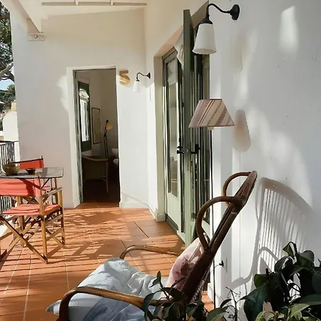 Apartment T5 - Cozy Retreat 50m To Garden Escape