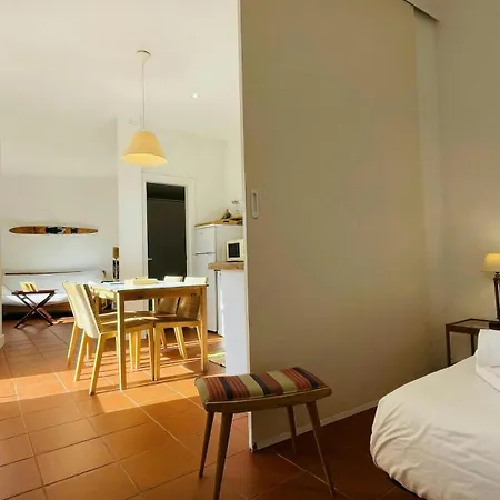 T5 - Cozy Retreat 50m To Garden Escape *