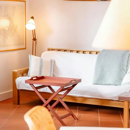 T5 - Cozy Retreat 50m To Garden Escape 塔马留